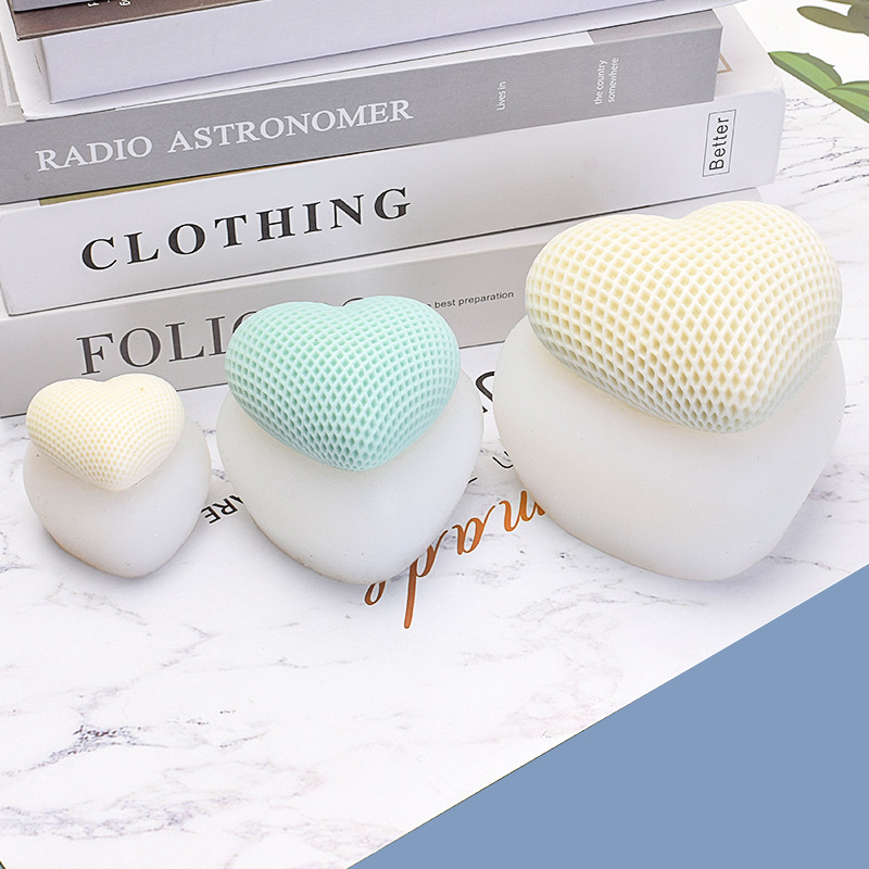 Handmade Soap DIY Epoxy Resin Car Air Freshener Decorations & Hot Pot Oil Utensils – Lovingly Crafted Diamond-Shaped Silicone Candle Mold