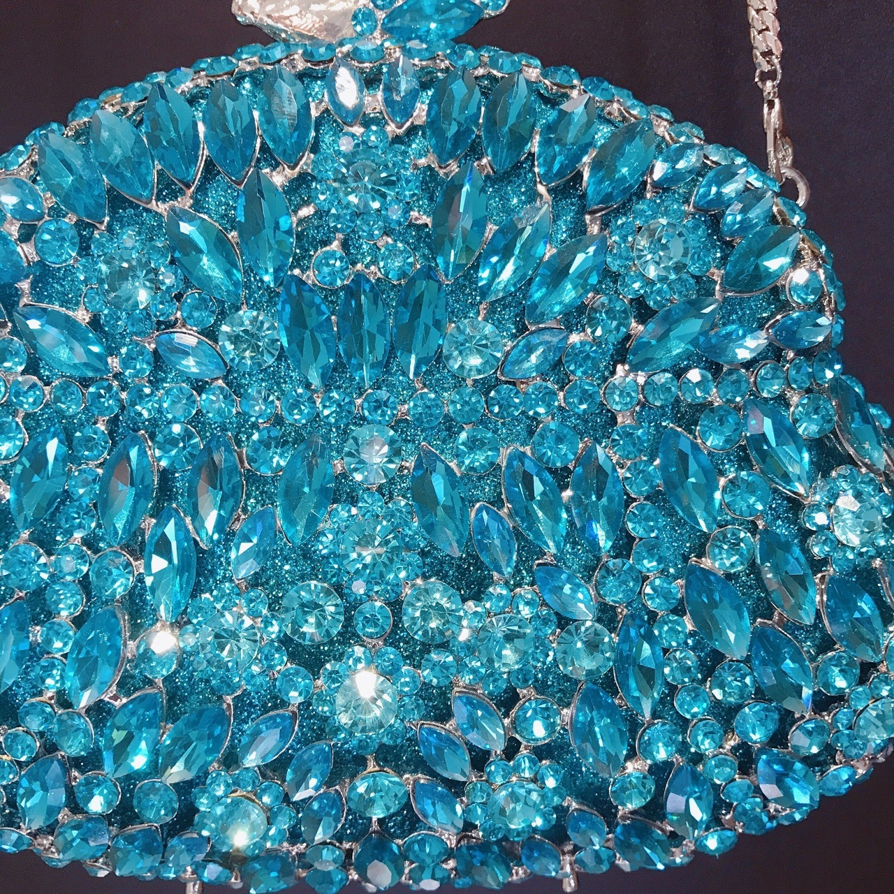 * Bolsas de cena de diamantes transfronterizas bolsas de maquillaje azules bolsas de diamantes llenas de bolsas de mano bolsas de diamantes de diamantes de mujeres paquetes de cena