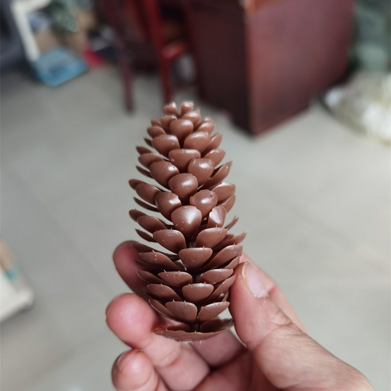 シミュレーション松果8センチシミュレーション魚鱗松クリスマスツリークリスマスサークルクリスマス工芸品装飾PE松果卸売り|undefined