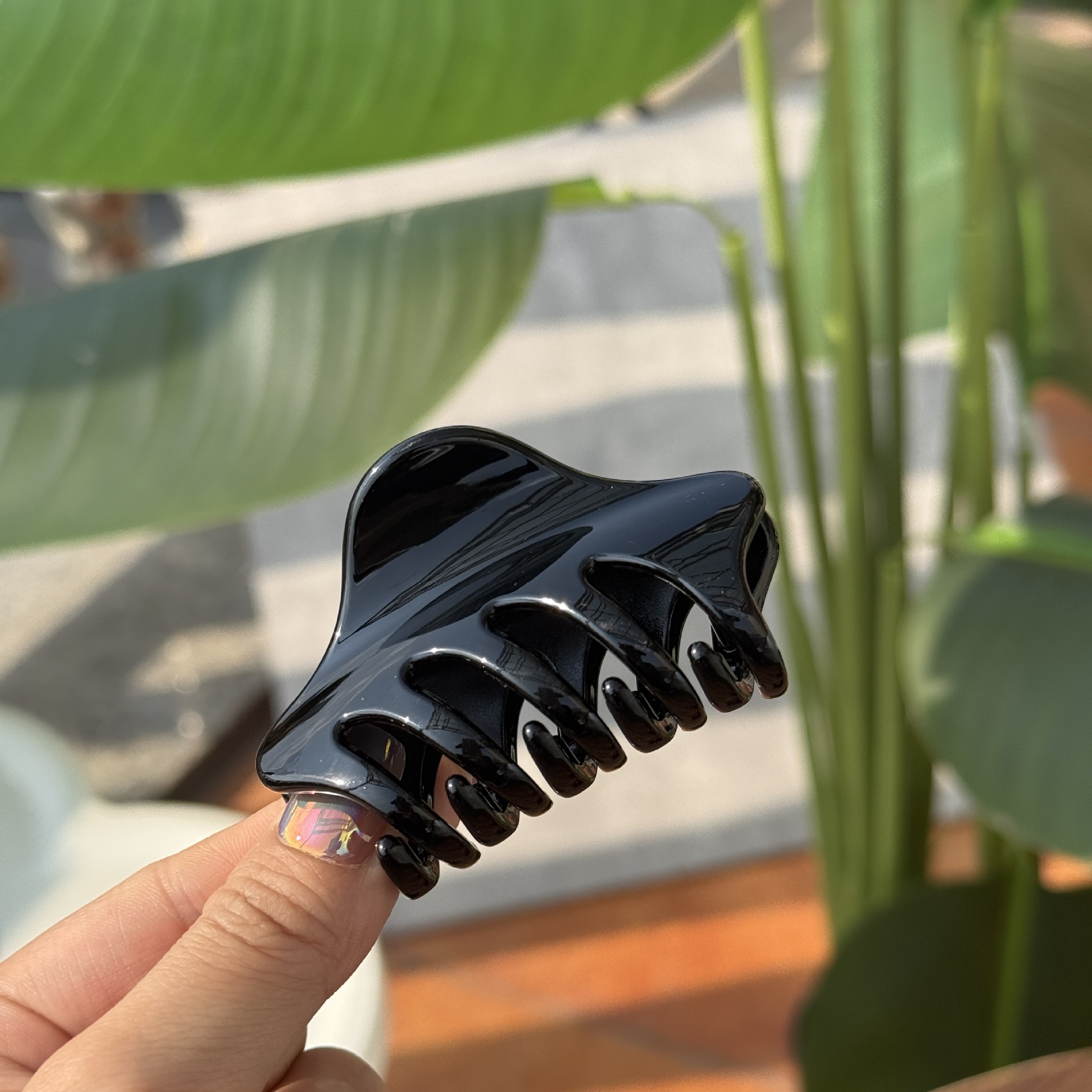 45g Weight Hair Claws Hair Accessories Type 1 Piece Quantity Holiday, Daily, Street Occasion Plastic, Resin Material Solid Color Pattern All Seasons Season Women's Gender Polishing Design Simple Style Style Simple Style Women's Solid Color Plastic Resin Polishing Hair Claws 13