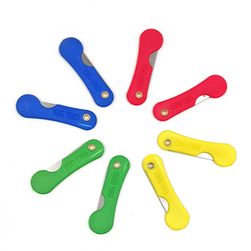 彩色塑料折叠美工刀玻璃贴膜塑料小刀学生削铅笔刀家用快递开箱刀