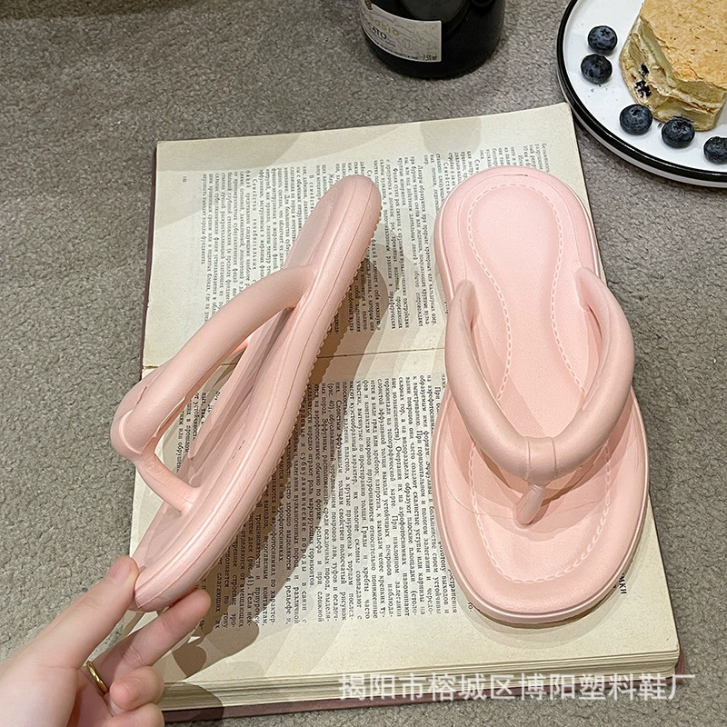 Summer flip flops, universal beach slippers, simple and elegant design