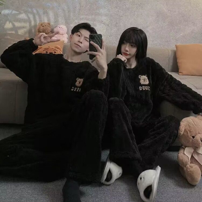 2023 otoño e invierno nuevos pijamas de franela para hombres y mujeres cálidos engrosados de dos piezas para el hogar ropa de invierno para mujer