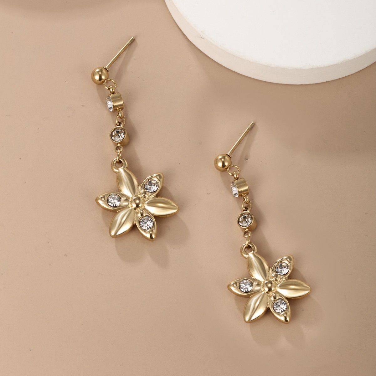 Joyería Xuping, pendientes largos geométricos de acero inoxidable personalizados para mujer, estilo europeo y americano, moda transfronteriza.