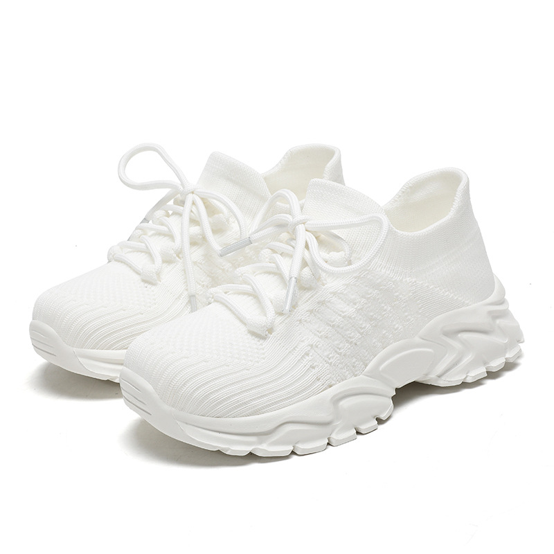 Mädchen-Sneaker aus dickem, einfarbigem Mesh mit Schnürung vorne, Flyknit-Obermaterial und gekreuzten Rändern_voghion.com