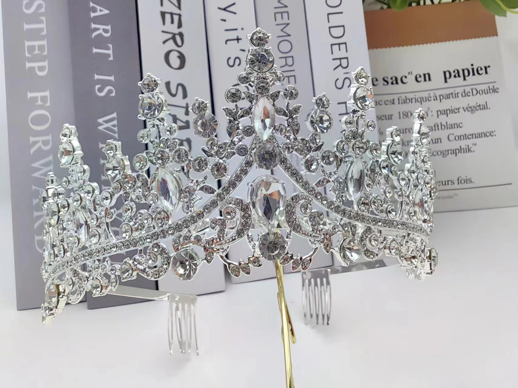 Brautkrone, Haarschmuck aus Legierung, Hochzeitskleid, Strass-Stirnband, Galvanik, Geburtstagskrone, Abendessen, Hochzeitskopfschmuck_voghion.com