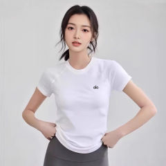alo レディース Tシャツ 25 夏新作 ラウンドネック 速乾 プリント スリムフィット デイリー スプライシング スポーツ アウトドア レジャー 半袖