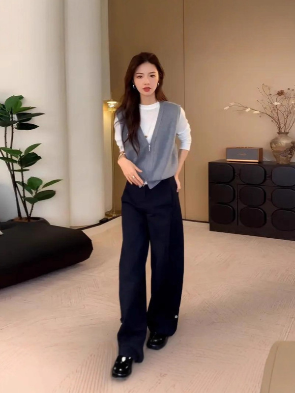 时尚气质百搭套装女2025年秋季新款宽松t恤坎肩马甲阔腿裤三件套|undefined