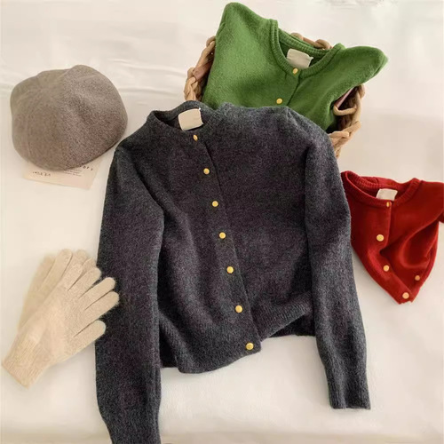 Chic Korean-style small gold button round neck soft yarn sweater vest for women, 2025 winter and autumn base knitting sweater