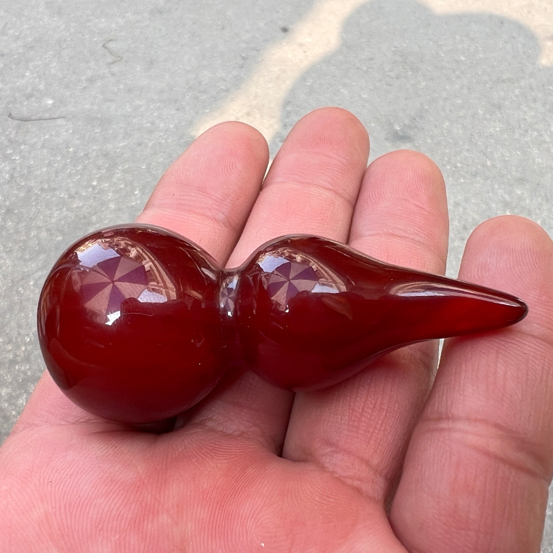 Selected red agate extra large gourd handle pendant, good condition, fashionable and popular, approximately 6 cm high