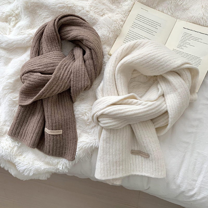 Bufandas mujeres invierno 2025 nuevo calentamiento engrosado suave azul helado imitación de lana de color sólido bufandas de punto