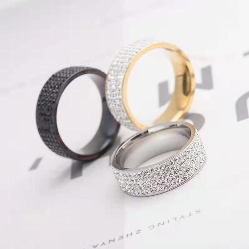 European and American supply 8mm wide 5 row diamond titanium steel ring fashionable cement diamond stainless steel ring wholesale