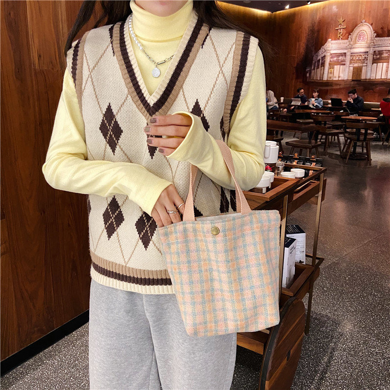 08181 Japanese-style woolen checkered bento bag, ins Korean-style handbag, fresh women's walking lunch box, small handbag wholesale undefined