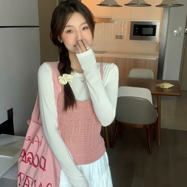 Retro summer knitted vest