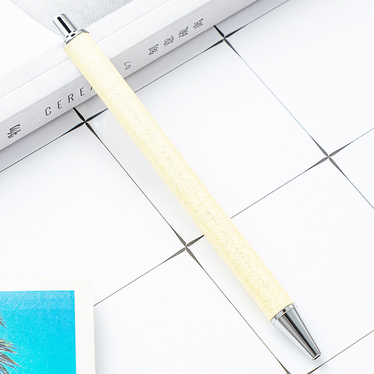 Presione multicolor prepucio metal lápiz flash tiza mayorista puede imprimir logotipo publicitario de alto valor de cara regalo lápiz de bola de metal