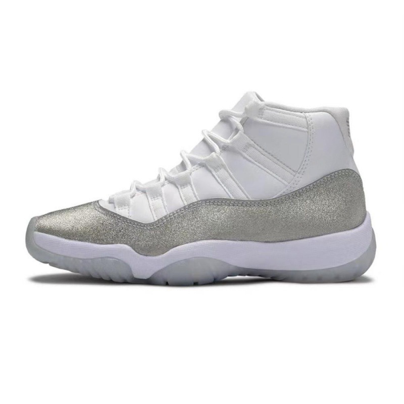 Fábrica de Putian al por mayor aj11 conejo zapato de baloncesto de alta altura hombre y mujer respirado desgaste zapatos de combate de la calle