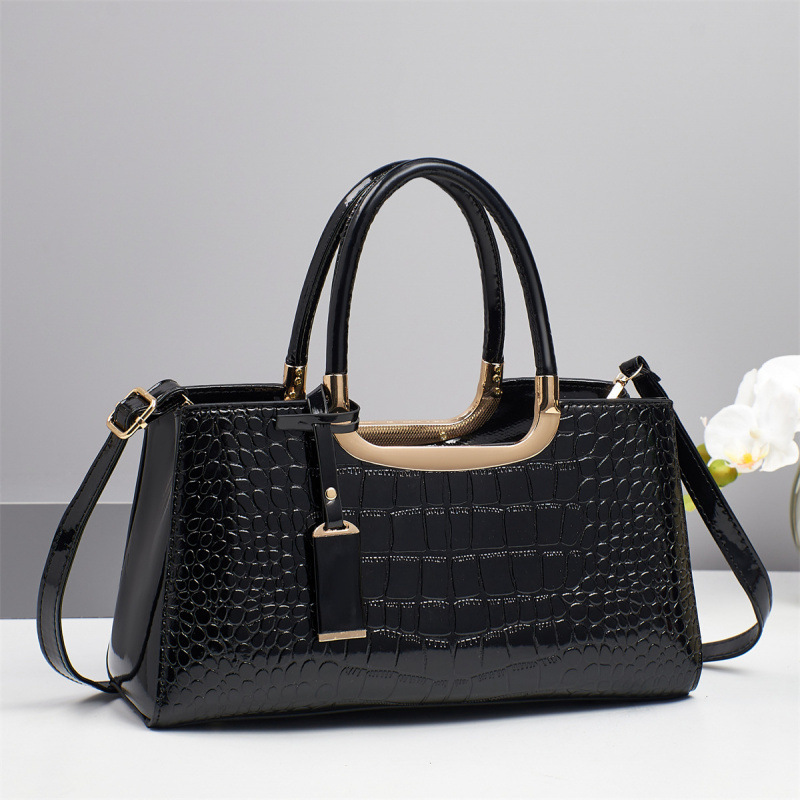 Patent Leather Shiny Bag for Women 2025 New Bridal Handbag Elegant Ladies Mother Wedding Bag Single Shoulder Crossbody Bag