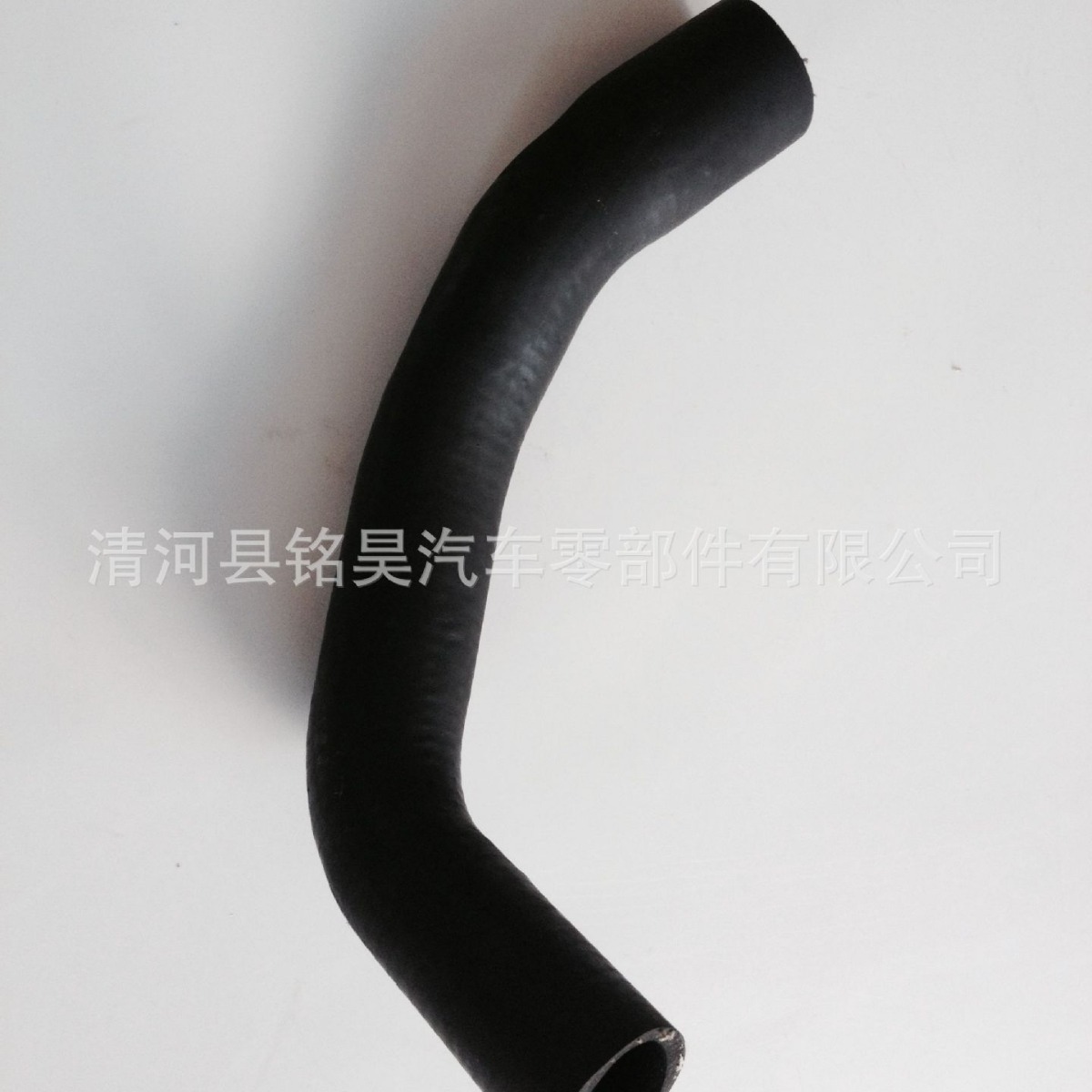 134351 Suministro directo de fábrica para tubería de agua del radiador Peugeot Citroen 1343.51 EPDM