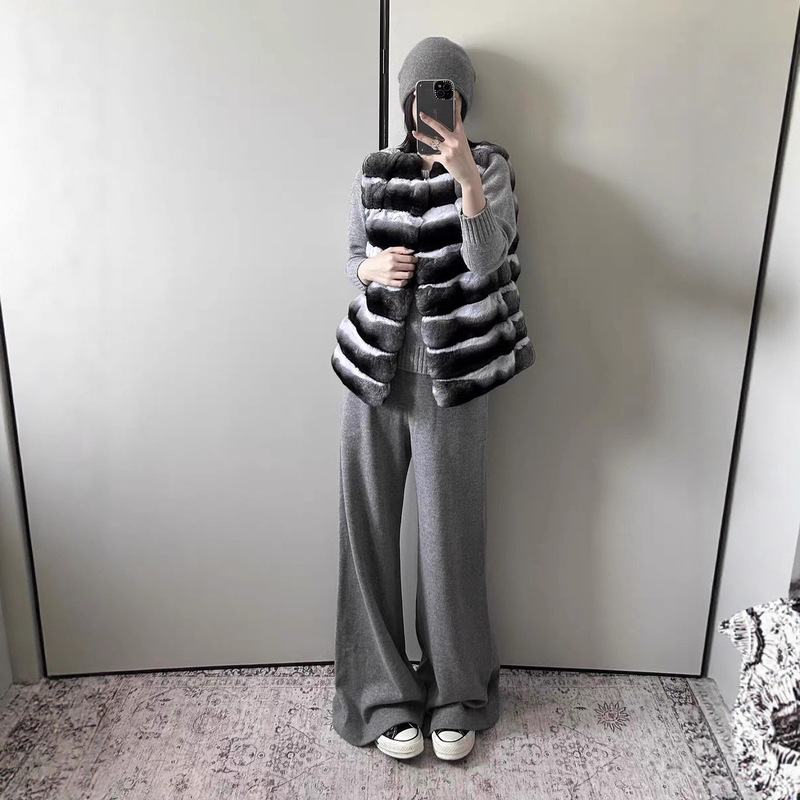 2025 Autumn and Winter New Fashionable Slimming Look Blue Chinchilla Pattern Vest Environmentally Friendly Rabbit Fur Elegant Vest Short Fur Outwear