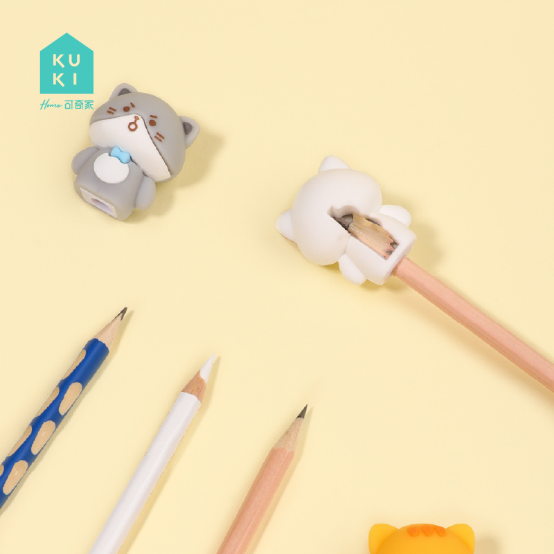 Cuchillo de lápiz KUKI KOKI para niños, dispositivo de transferencia de lápiz manual, cuchillo de lápiz de muñeca creativo especial para estudiantes de primaria