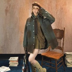 アメリカのレトロな水洗いのサビは古いデニムのシャツのコートをします。