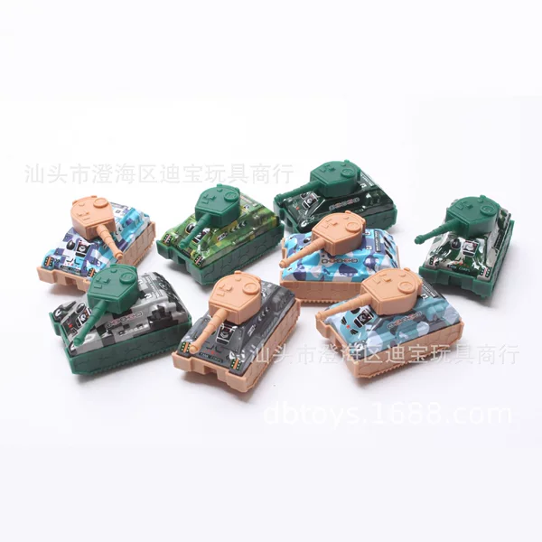 6.6cm Pull Back Tinplate Tank 75mm Gashapon Toy Giveaway
