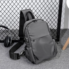 休闲背包;商务背包;男士胸包