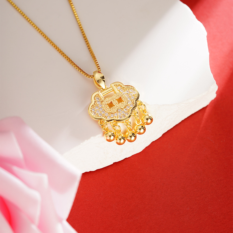 Estilo antiguo de arena Jinhao en forma de cerradura colgante para hombres y mujeres Universal Bell Lock bag imitación de oro durante mucho tiempo no se desvanece suministro directo de fábrica