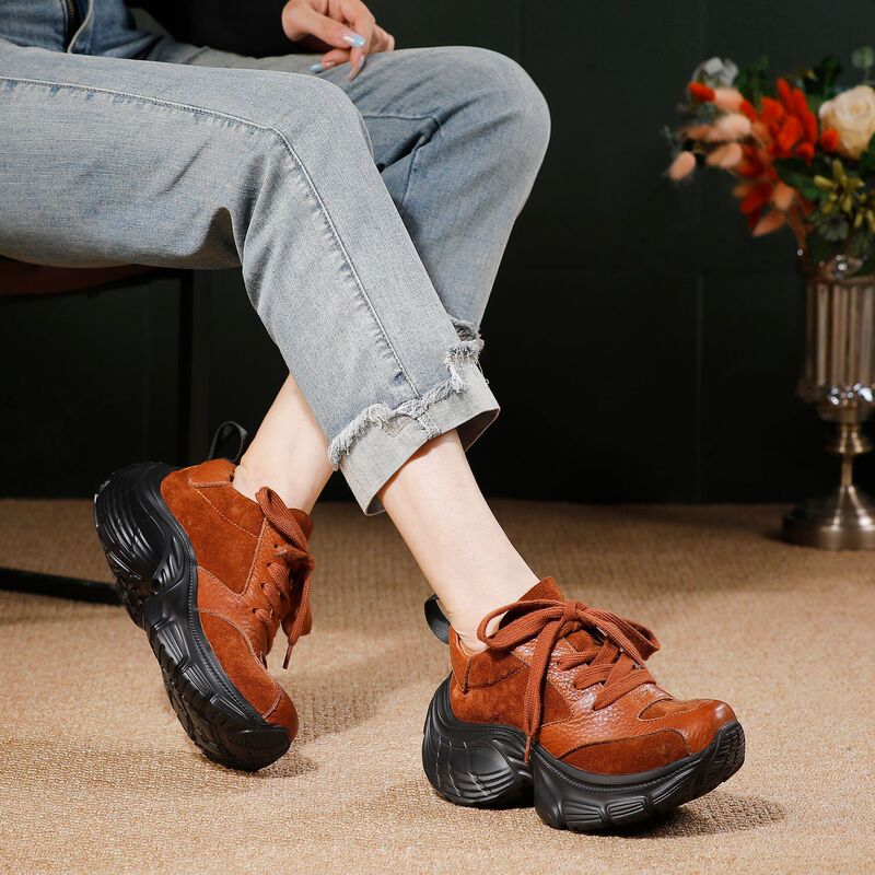 2025 New Autumn and Winter Women's Shoes Genuine Leather Women's Casual Lace-Up Sports Style Leather Shoes Deep Mouth Flats Soft Sole Dad Shoes