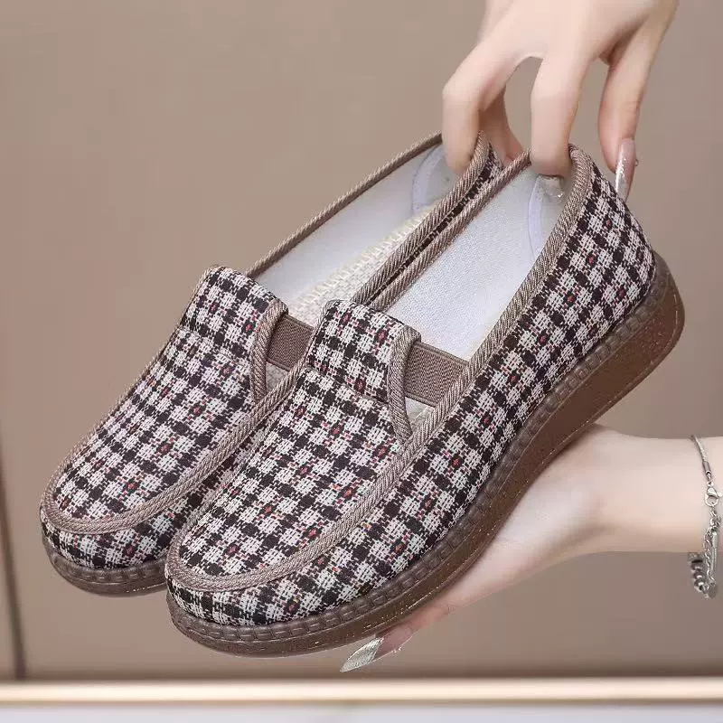 新款单鞋老北京布鞋女平底一脚蹬妈妈鞋春夏软底透气舒适奶奶鞋