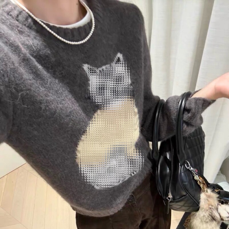 在庫あり「着毛猫」アルパカラウンドネックフィットショートプルオーバーセーター|undefined