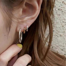 日系锤打纹简约圈圈耳环925银针高级感耳饰新款素圈耳环批发