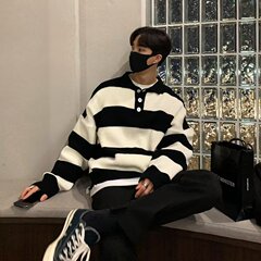 クロスボーダーの新型ストライプの色の高襟のセーターの男性のゆったりしている秋冬の韓国版の百合のニットのコートinsの潮流