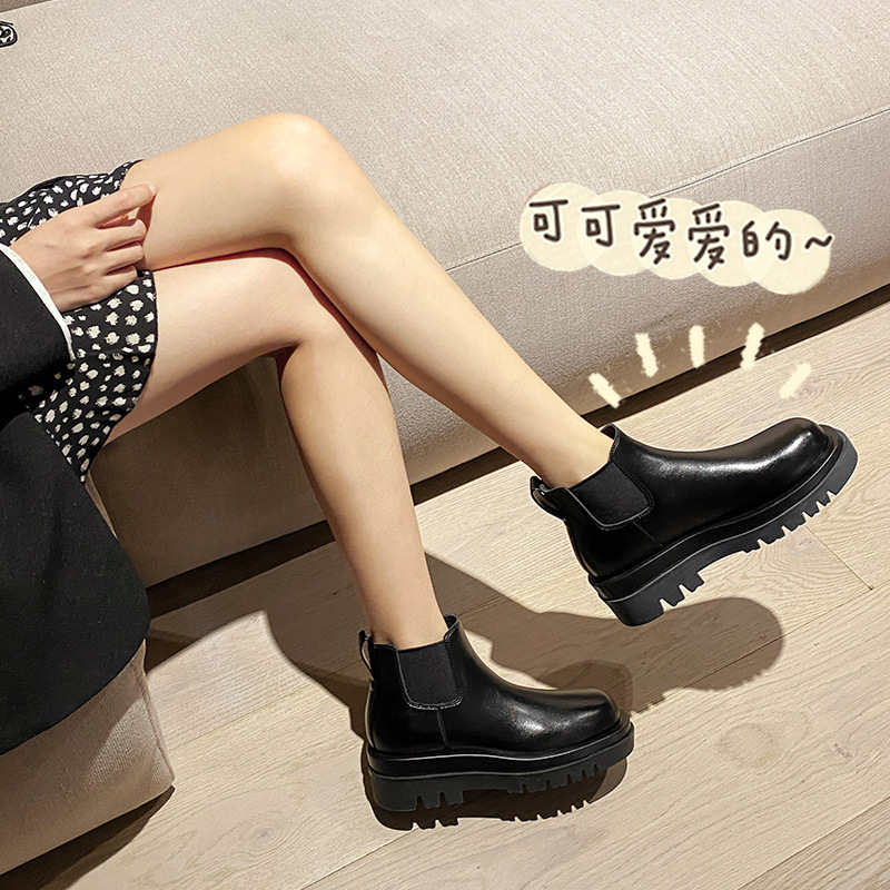 Chelsea botas cortas para mujer 2023 Otoño e Invierno Nuevas botas de tubo de humo de cuero genuino de suela gruesa botas cortas de aumento de altura para mujer botas finas