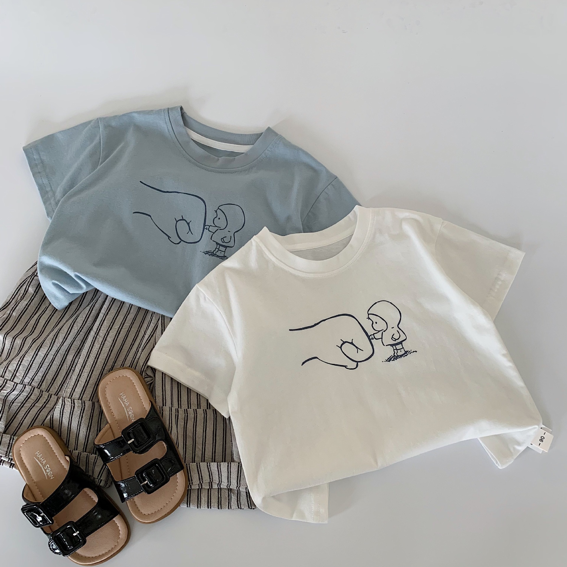 Camiseta para niños Maibao 2025 verano nuevo estilo niños y niñas dibujos animados manga corta bebé estilo occidental verano top marea al por mayor