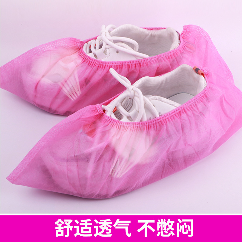 Una sola vez no tejido cubierta de zapatos al por mayor espesado antideslizante desgaste cubierta de zapatos transpirable cubierta de zapatos 100 paquetes directos de fábrica