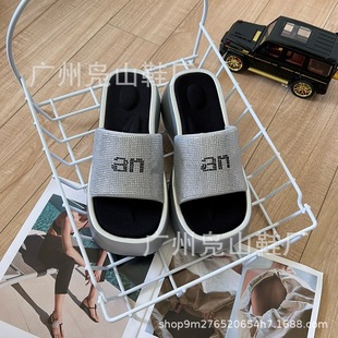 �߰汾��ĸ�荺����ЬŮ2024���¿��ļ��⴩�����ɸ��һ�֛���