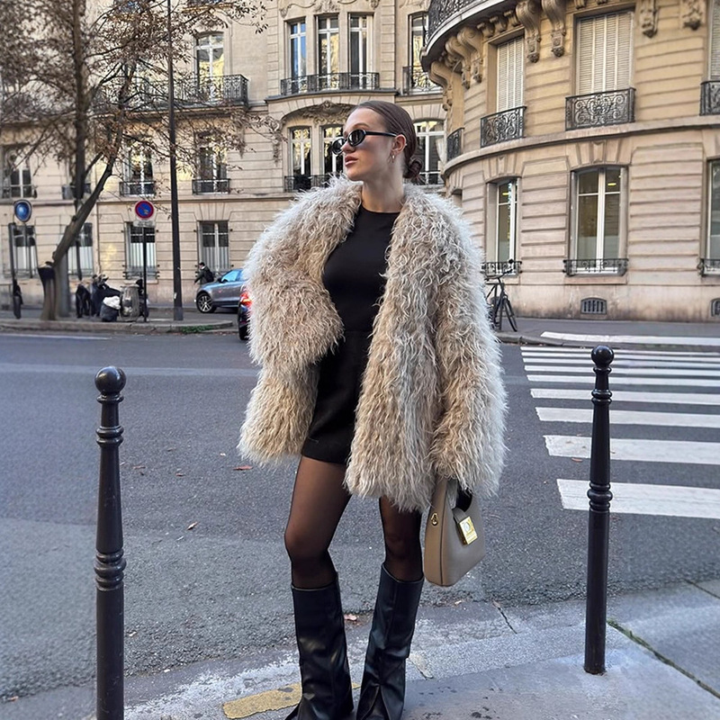 Thickened Warm Solid Color Fashionable Curly Fur Short Fur Coat 2025 Autumn and Winter New Cross-Border European and American Thickened Warm Solid Color Fashionable Curly Fur Short Fur Coat 2025 Autumn and Winter New Cross-Border European and American