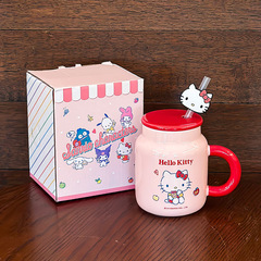 本物のサンリオマグカップの美しいカラーボックスには、ストロー付きのカップがついています。