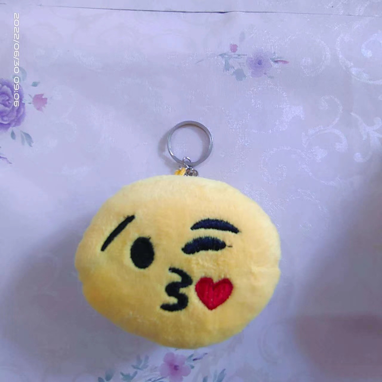 Juguetes de peluche transfronterizos pequeños emoticones colgantes mochilas llaves colgantes eventos de boda arrojar regalos colgantes al por mayor