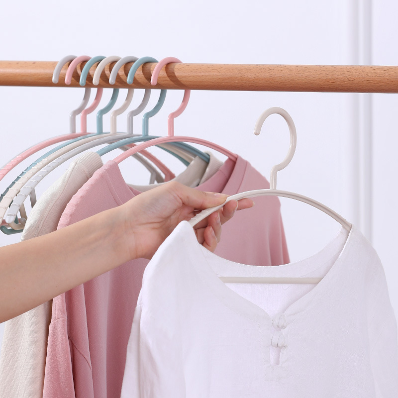 Semi-circular wide shoulder markless anti-slip clothes rack wardrobe…