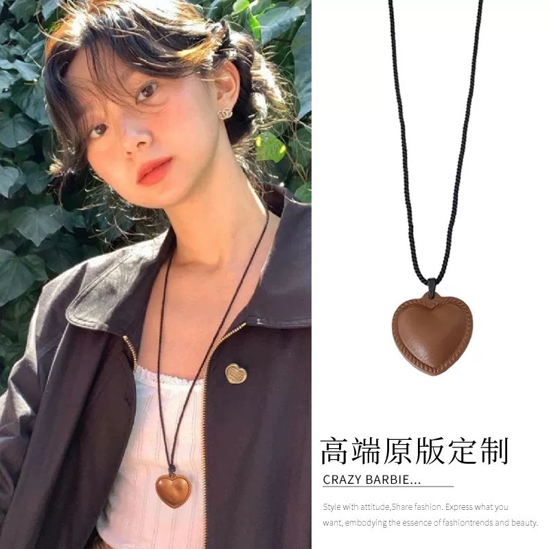 Fiebre con cuero cuerdas de cáñamo corazón fresco viento ajustable hermoso collar de corazón caliente