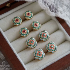 耳环;项链;耳钉