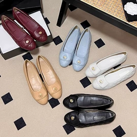 女式休闲单鞋;女式运动单鞋;平底拖鞋