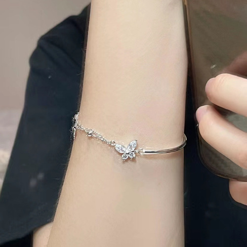 Half Bracelet Butterfly Charm Bracelet with Shattered Sparkle Butterfly Double Chain, Cool Fairy Bracelet, Xiaohongshu Style