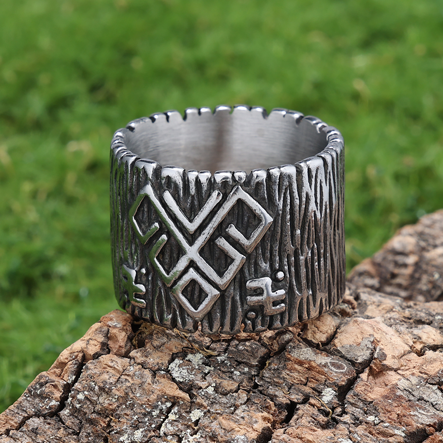 Geometric ring for men and women stainless steel
