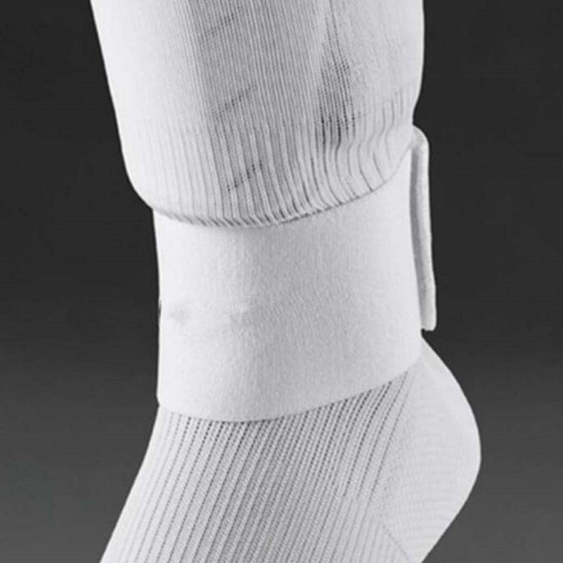 Black Football Shin Guards, Fixed Strips to Protect Ankles, Pressurized Ankle Braces, Fixed Sleeves, Fixed Straps