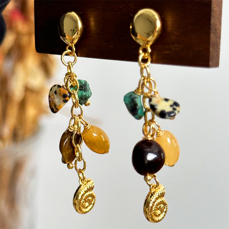 Natural Stone Earrings With Conch Shell Design For Beach Holidays_voghion.com