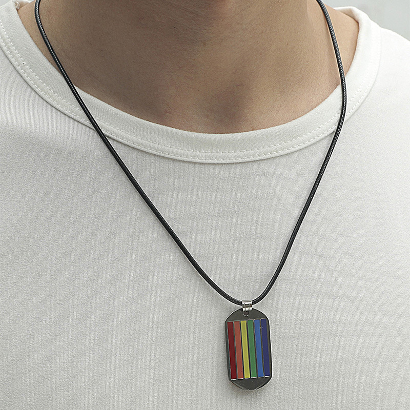 Bijoux En Gros Mode Pendentif Arc-en-ciel À Six Couleurs Collier En Acier Inoxydable Nihaojewelry display picture 4