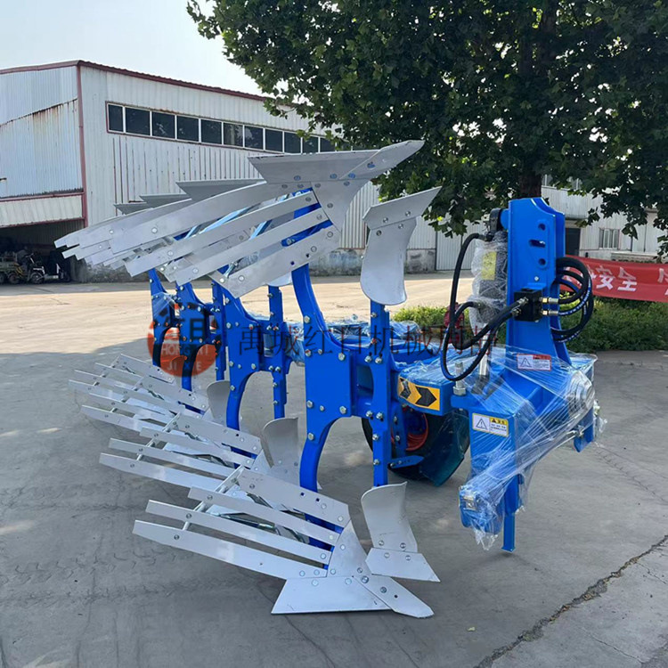 四轮拖拉机带升降液压翻转犁   农田双向翻地耕地犁   农用犁地机